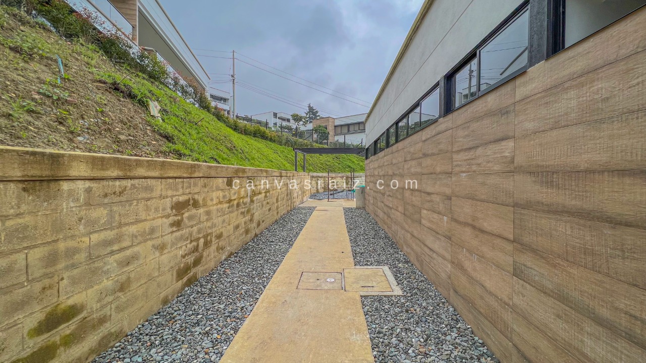 Venta de Casa en Envigado - Imagen 3