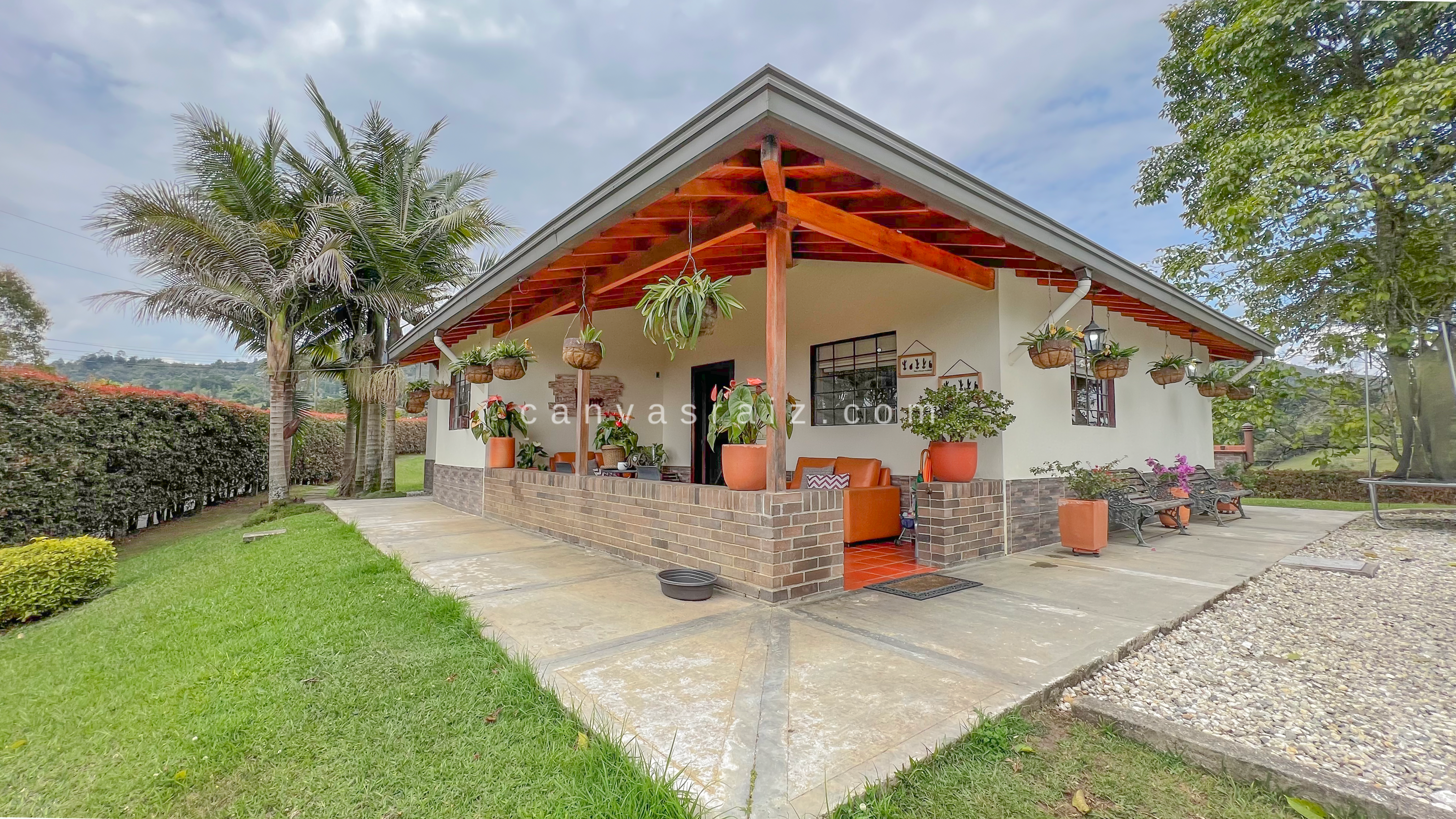 Finca Independiente Sector Aeropuerto