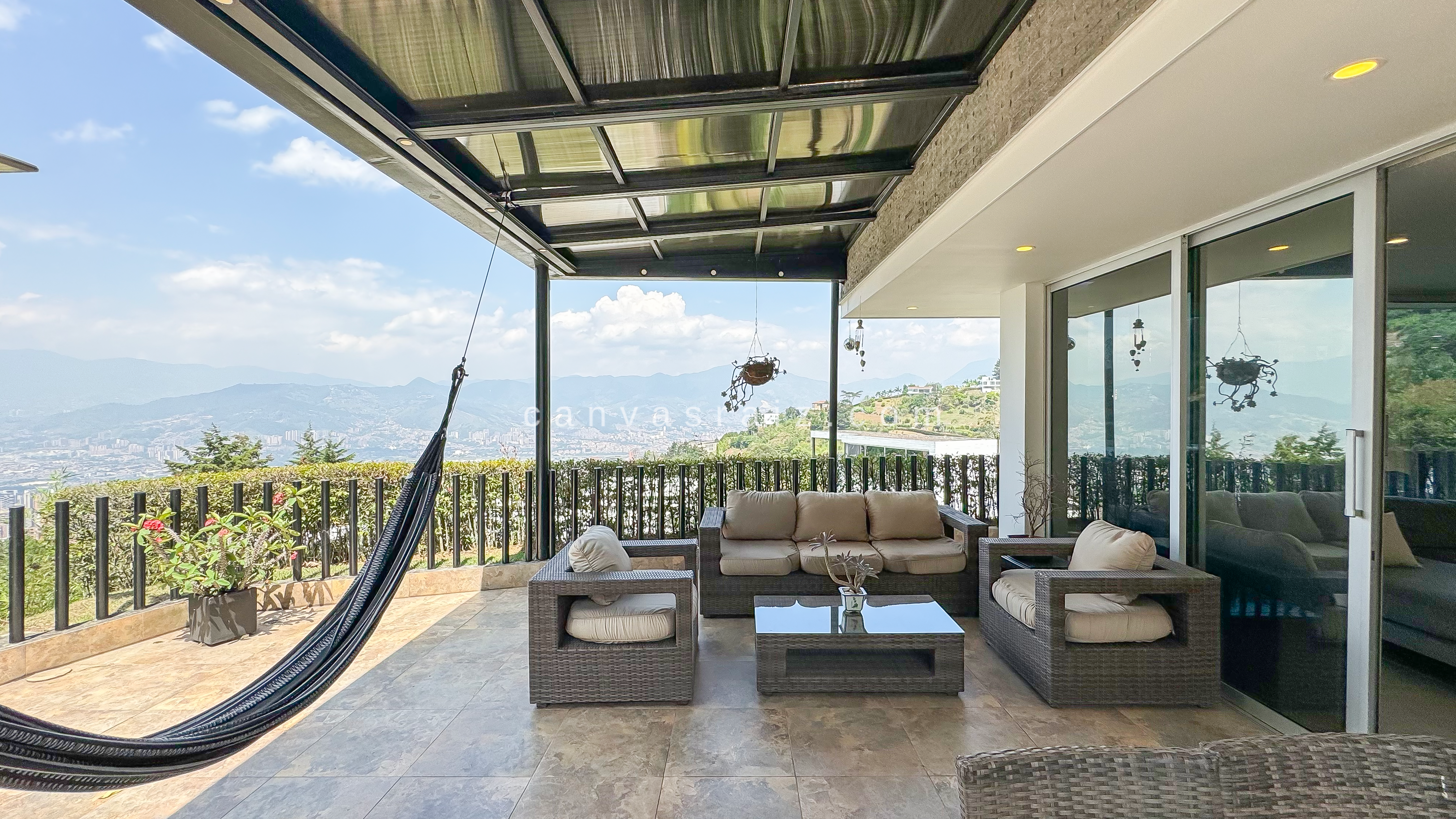 Casa Campestre En Parcelación Las Palmas