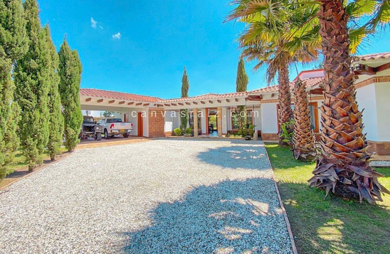 SE VENDE HERMOSA CASA CAMPESTRE EN EL CORAZÓN DE LLANOGRANDE