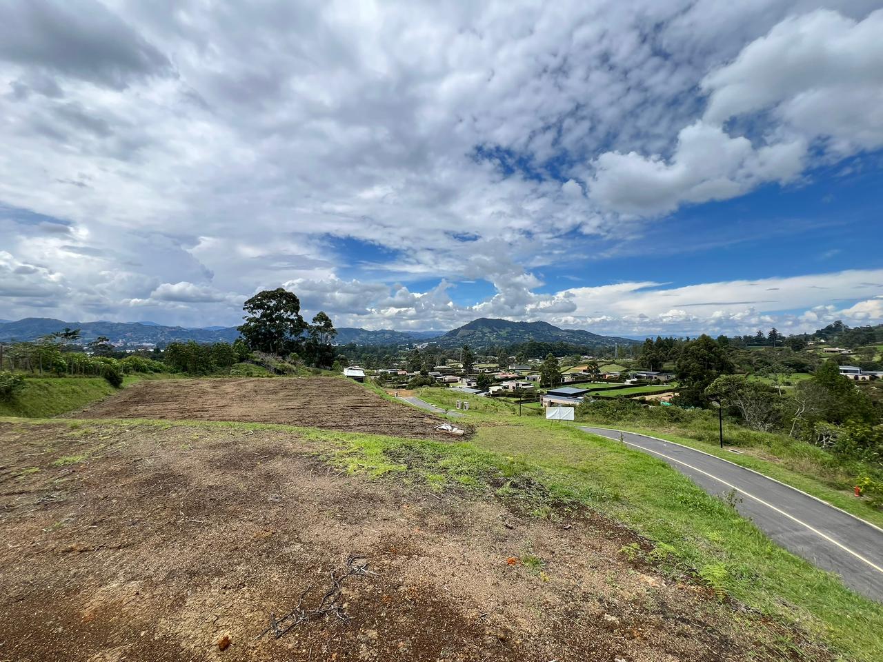 EN VENTA LOTE CON VISTA PANORÁMICA VÍA SAN ANTONIO – LA CEJA