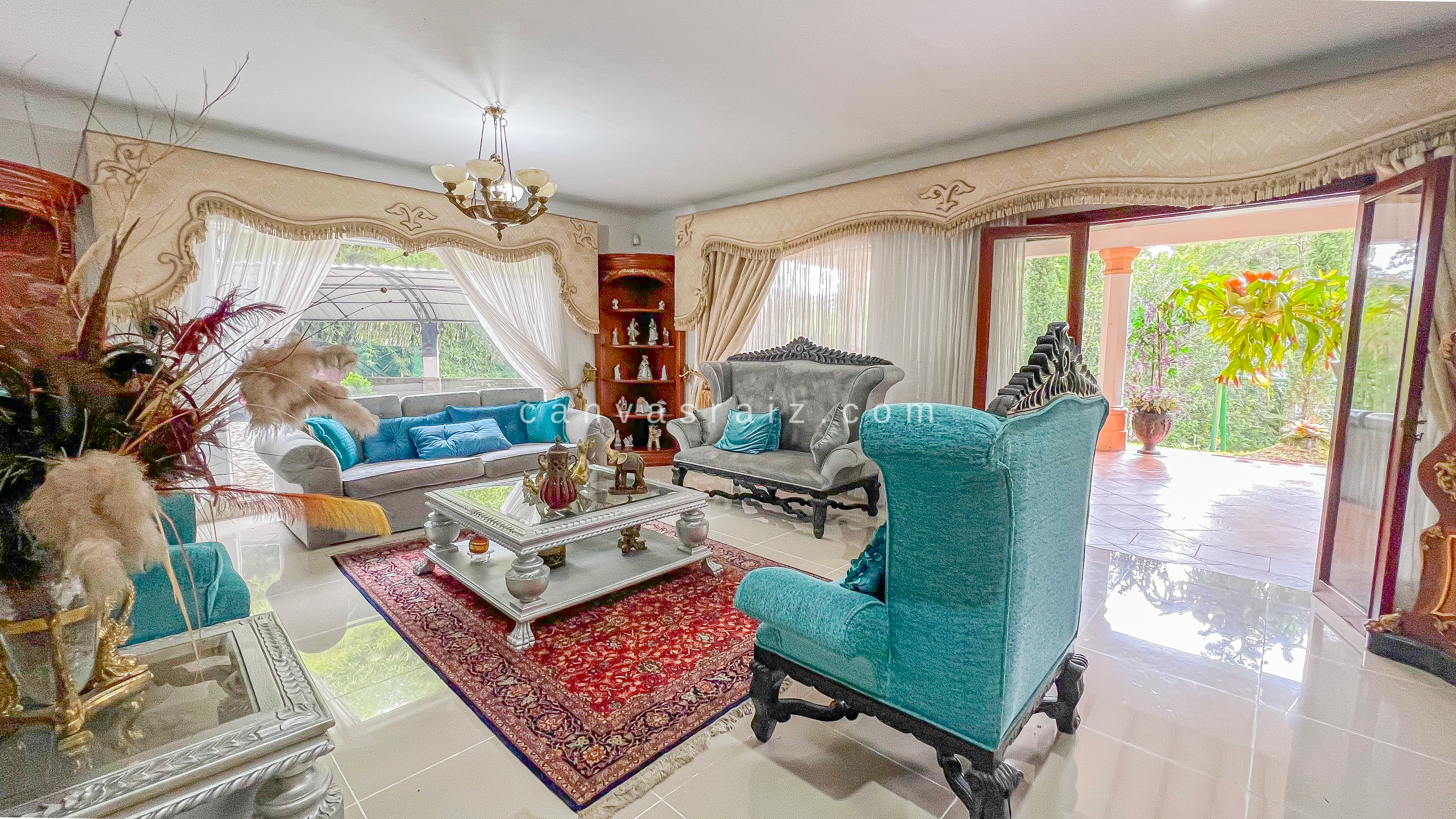 Casa Campestre Independiente en El Poblado - Imagen 2