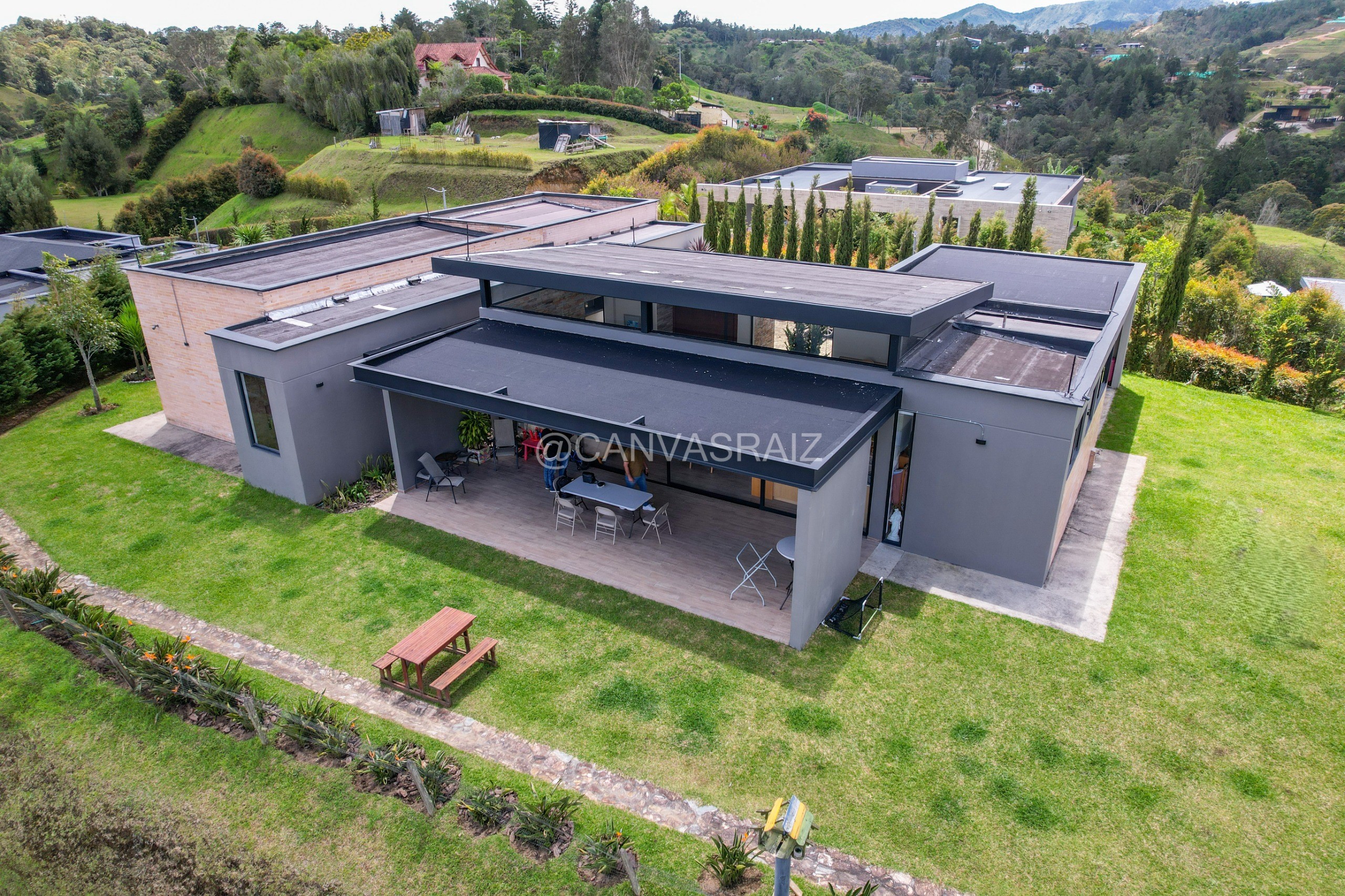 VENTA DE CASA CAMPESTRE EN PARCELACIÓN EL RETIRO