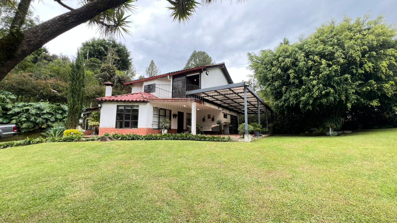 EN VENTA – FINCA INDEPENDIENTE EN GUARNE, VEREDA LA HONDITA