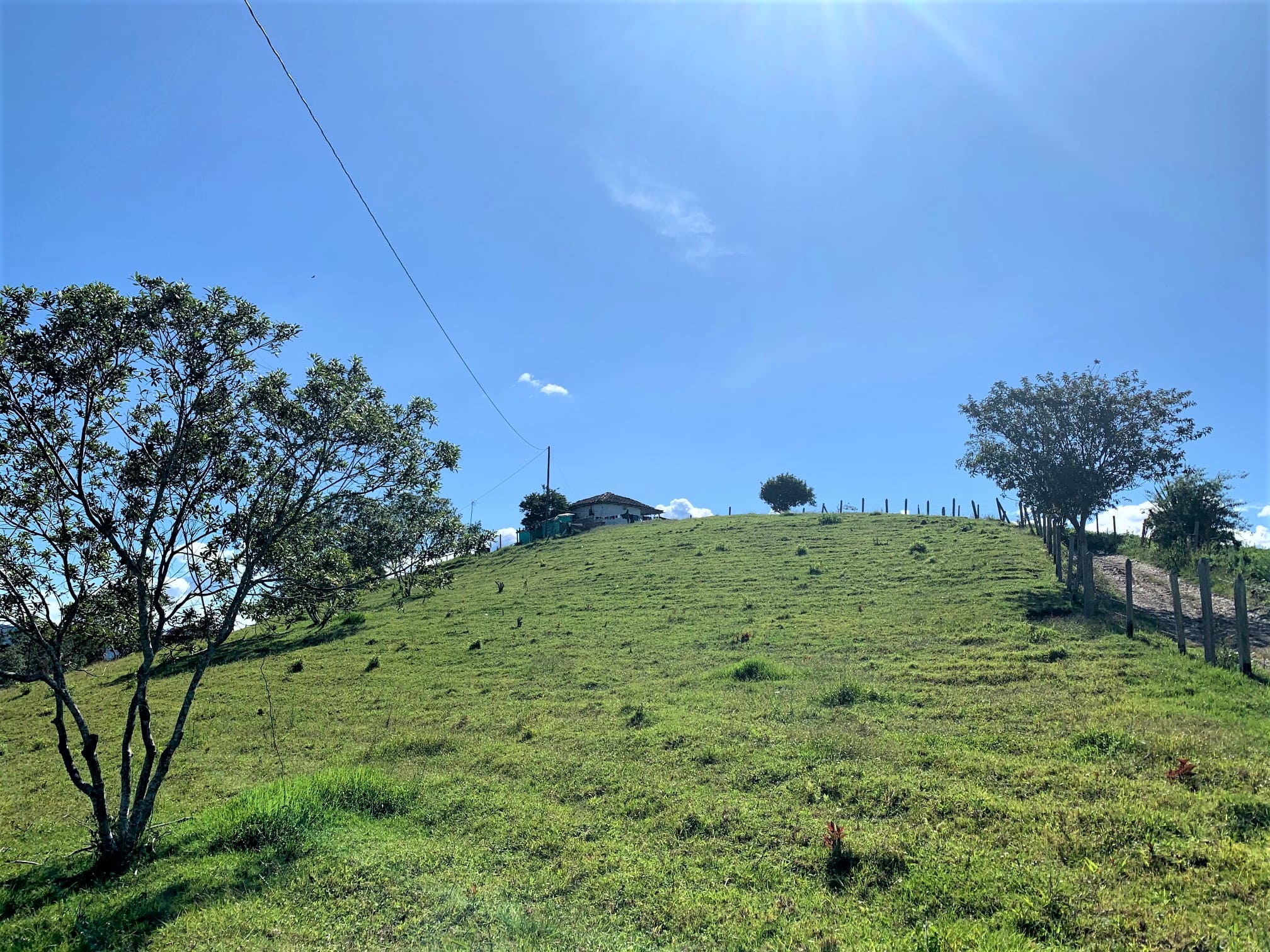 Venta Lote con Casa Carmen Viboral Antioquia - Imagen 2