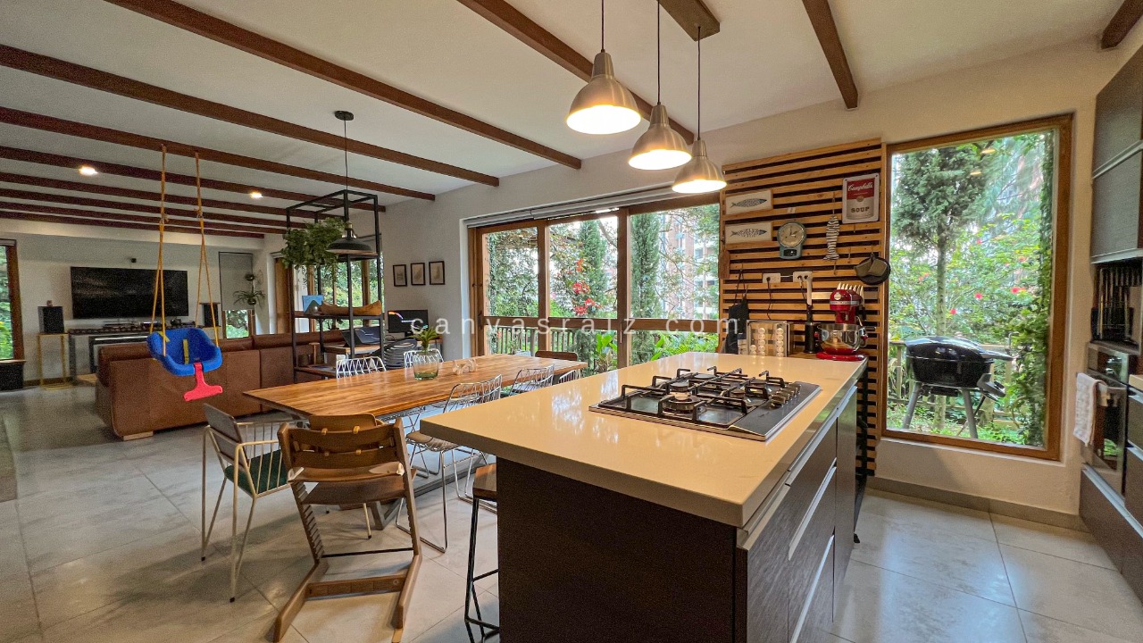 Venta de Casa en Envigado Loma de Las Brujas - Imagen 2