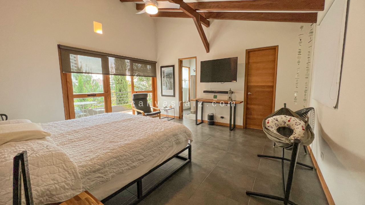 Venta de Casa en Envigado Loma de Las Brujas - Imagen 3