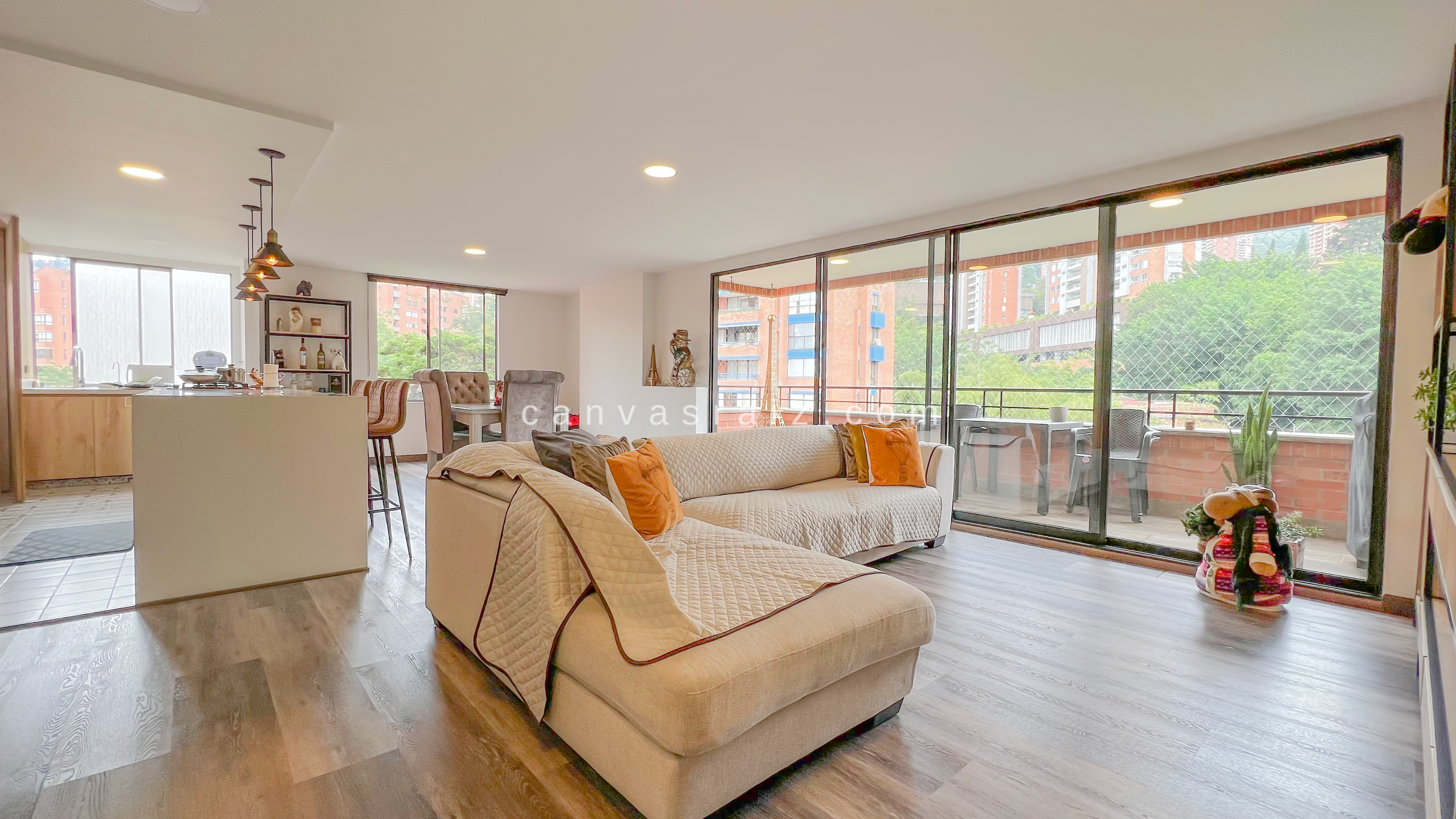 Venta de Apartamento Sector El Tesoro - Imagen 3