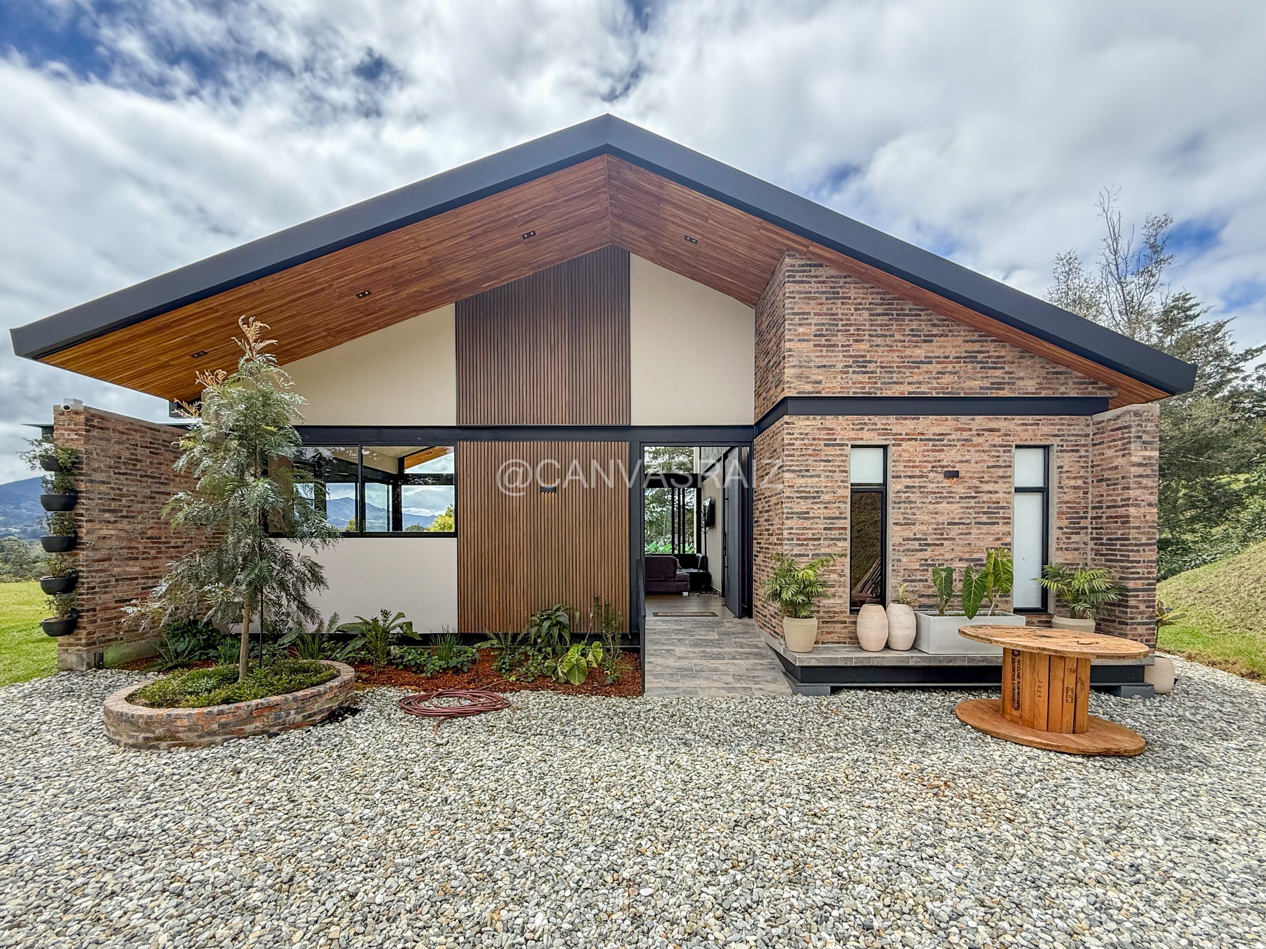 CASA CAMPESTRE TIPO CHALET VIA SAN ANTONIO LA CEJA