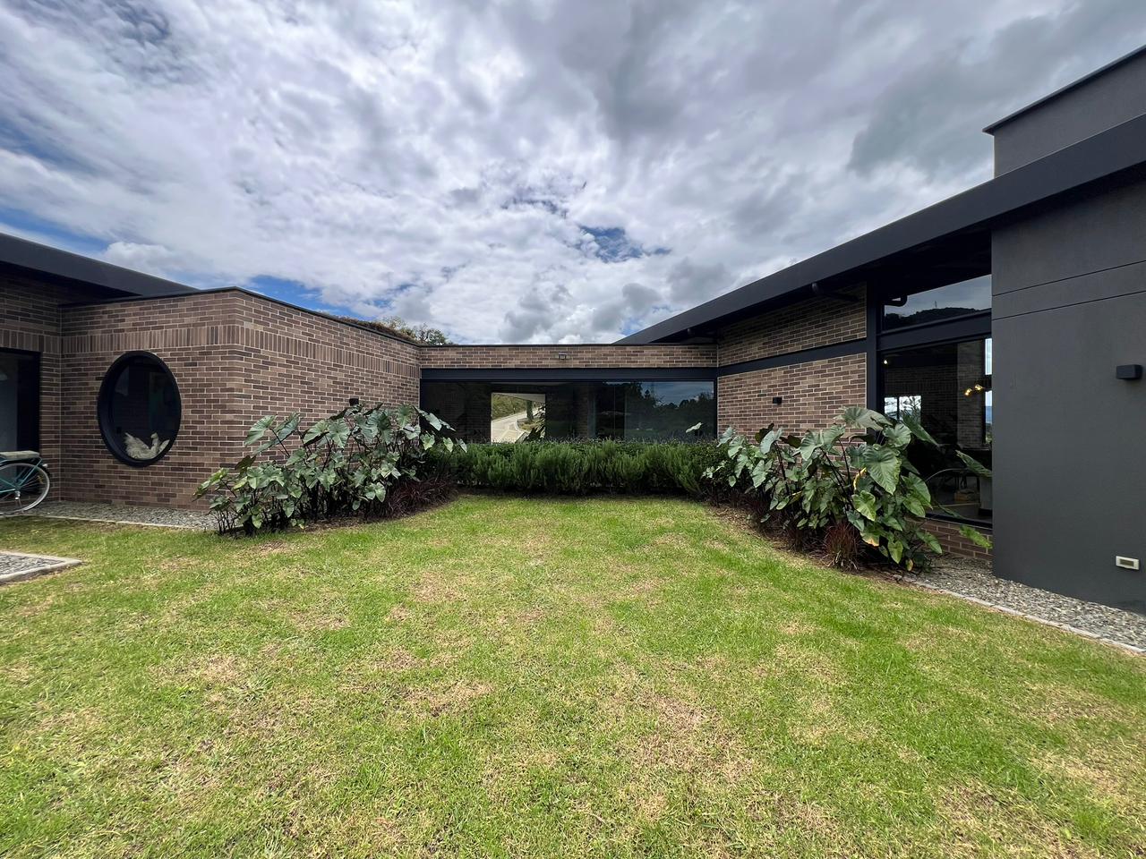 CASA CAMPESTRE EN PARCELACIÓN VÍA SAN ANTONIO – LA CEJA