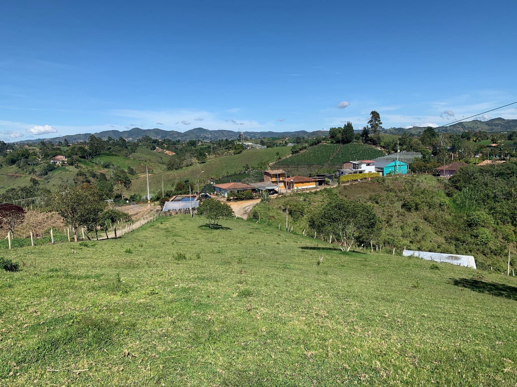Venta Lote con Casa Carmen Viboral Antioquia - Imagen 4
