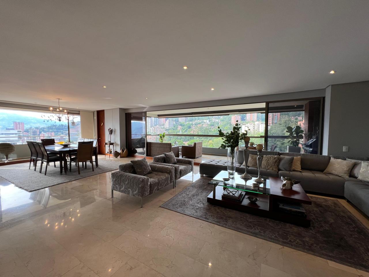 Apartamento en venta sector Cola del zorro, El Poblado