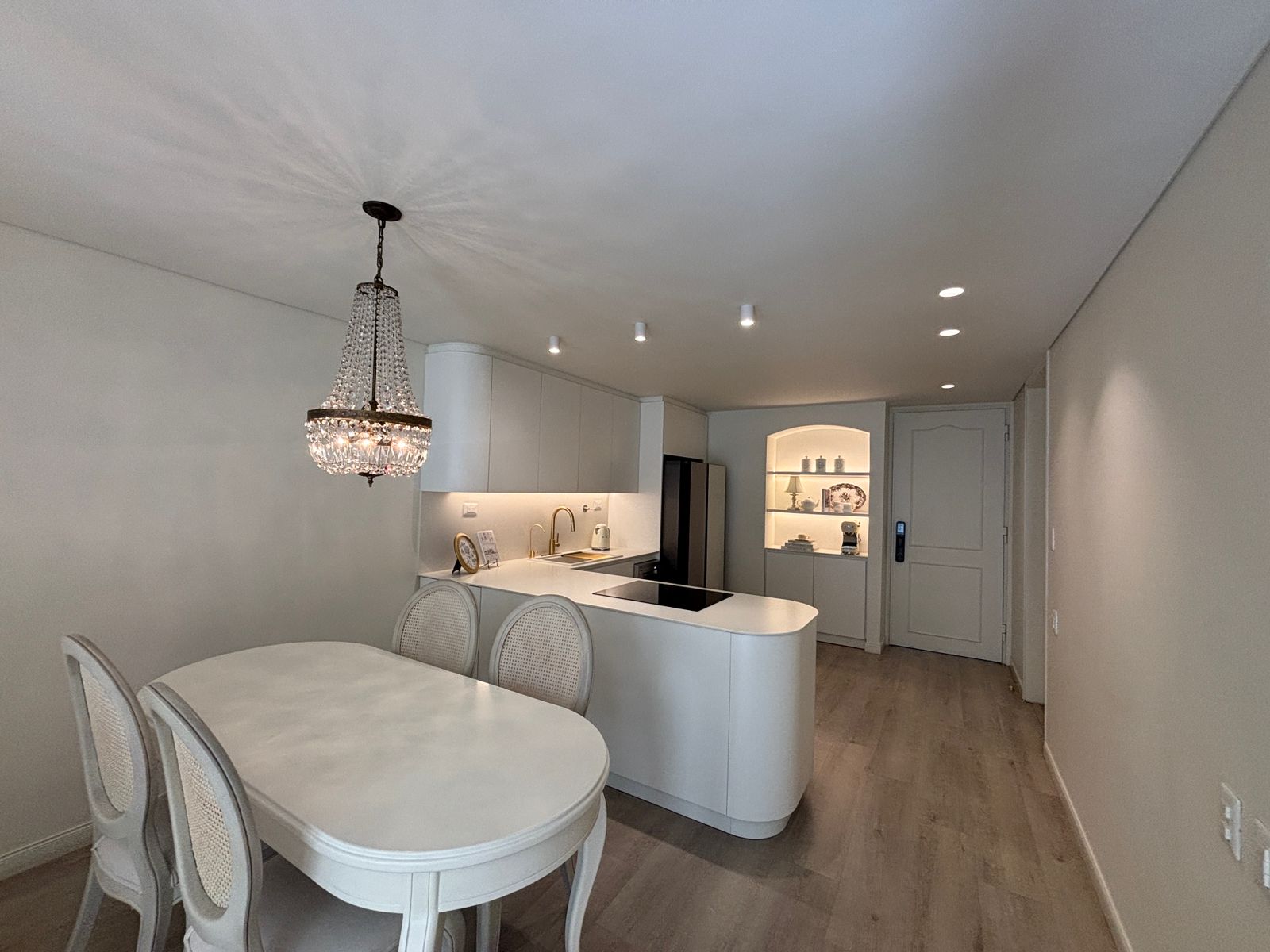 venta de apartamento remodelado en Ciudad del Rio