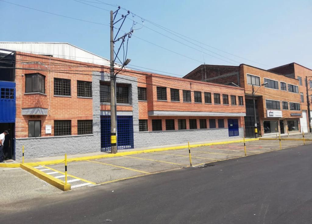 Bodega en Aguacatala, Medellín, Antioquia
