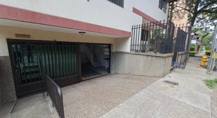 Foto 2 de Casa en Florida Nueva Unifamiliar Esquinera