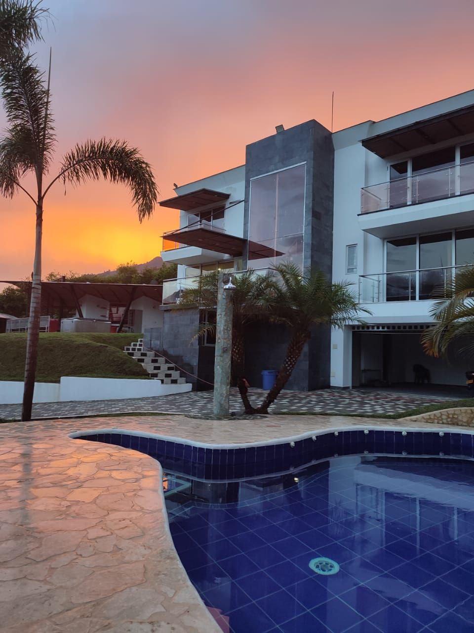 Finca en girardota vereda limonar