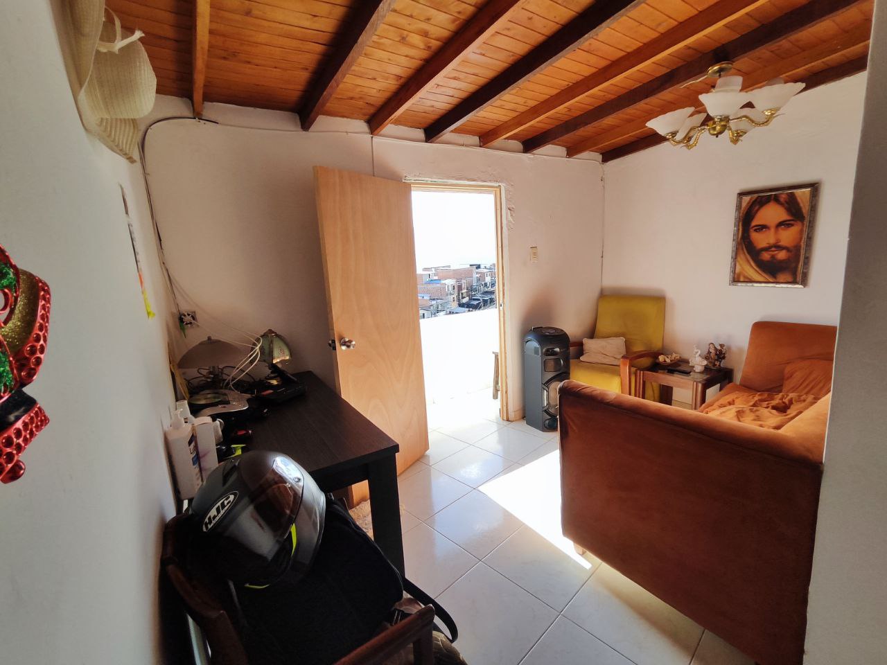 Foto 3 de Casa 3 Piso Enciso Parte Baja Buena Vista a la Ciudad