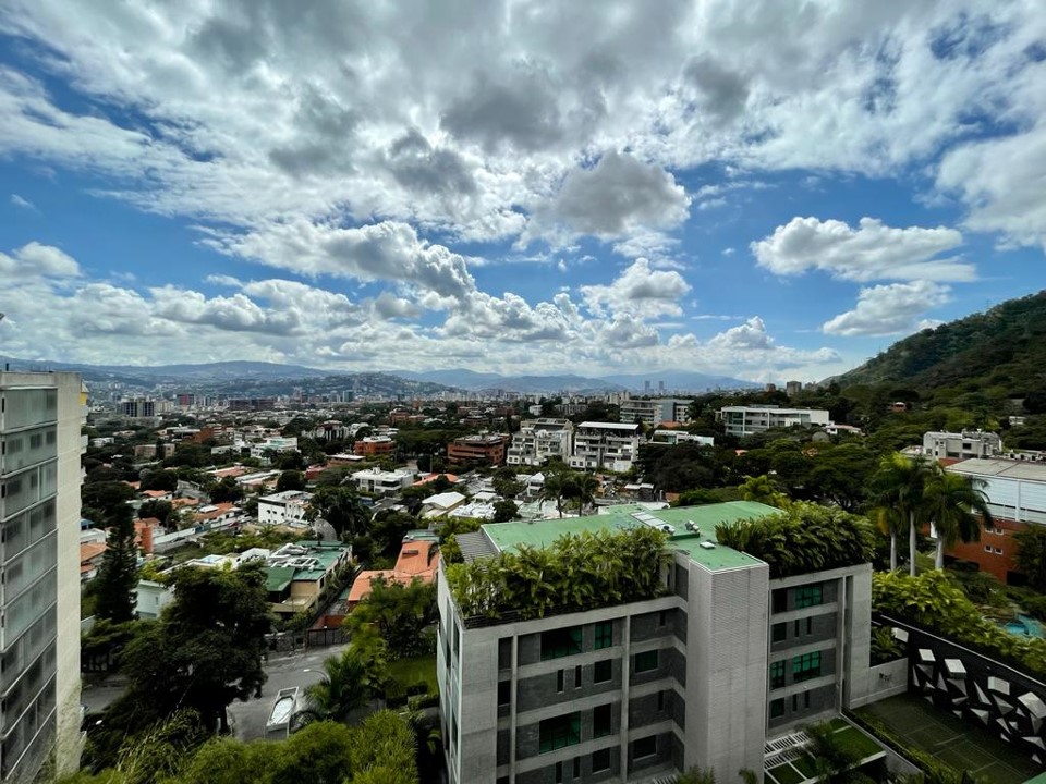 Se vende PH en Altamira 512m² - 4h+s-4.5b+s/3pe - Otras fotos