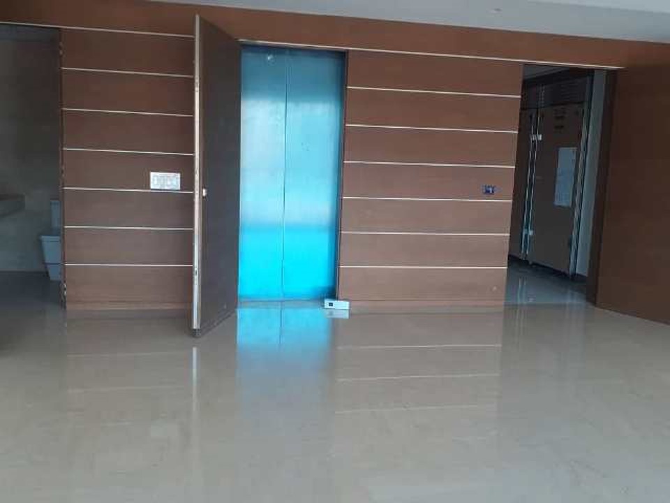 Se alquilan Aptos 206 m² 3h/3b/2p Lomas de las Mercedes 2