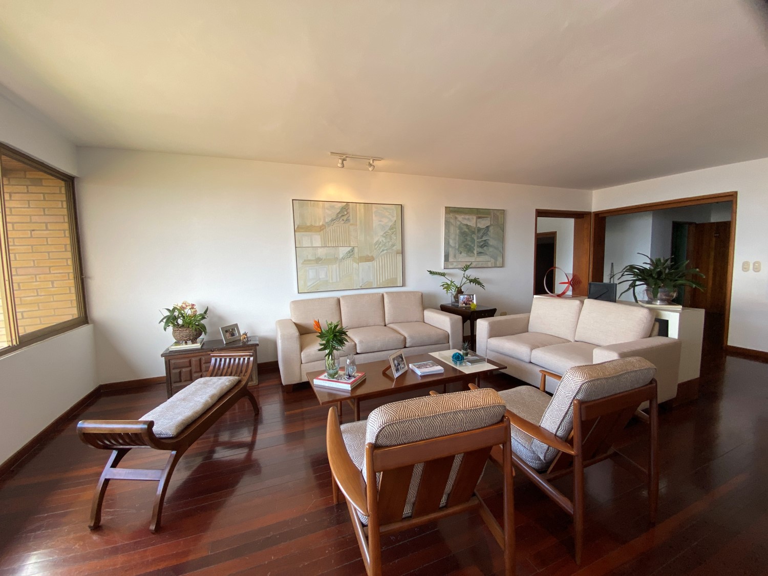 Se vende Apto 356m² 4h+s/5b+s/4p en Los Naranjos - Otras fotos