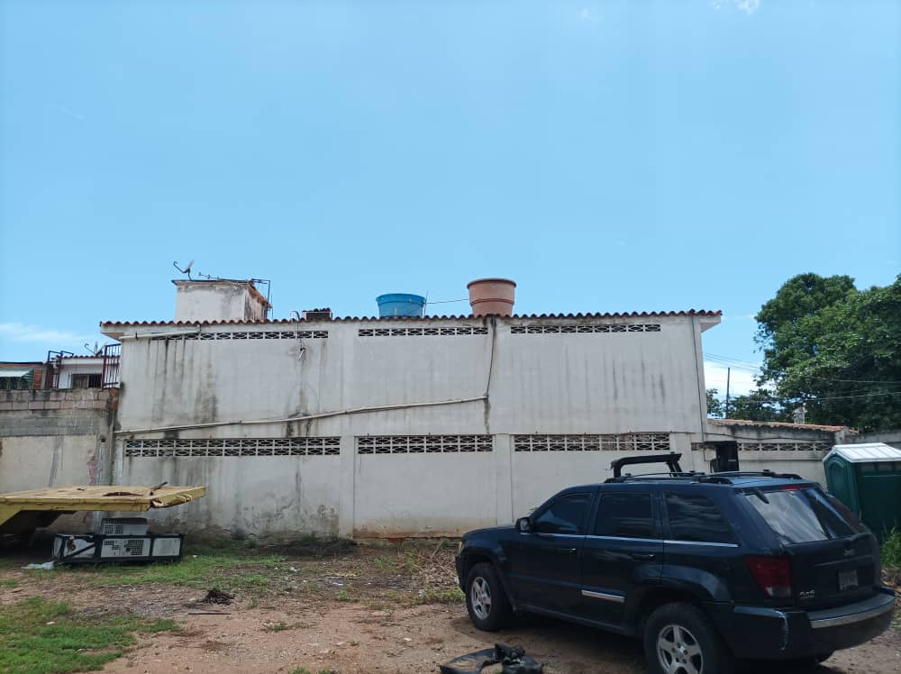 Se vende Terreno 630m² Catia La Mar - Otras fotos