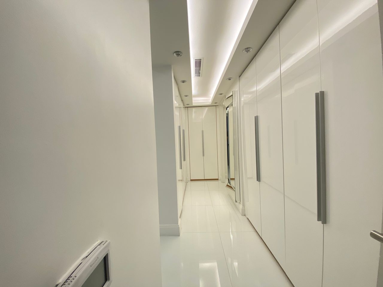 Se vende Apto 250m² 3h+1s/4b/3p Las Mesetas - Otras fotos