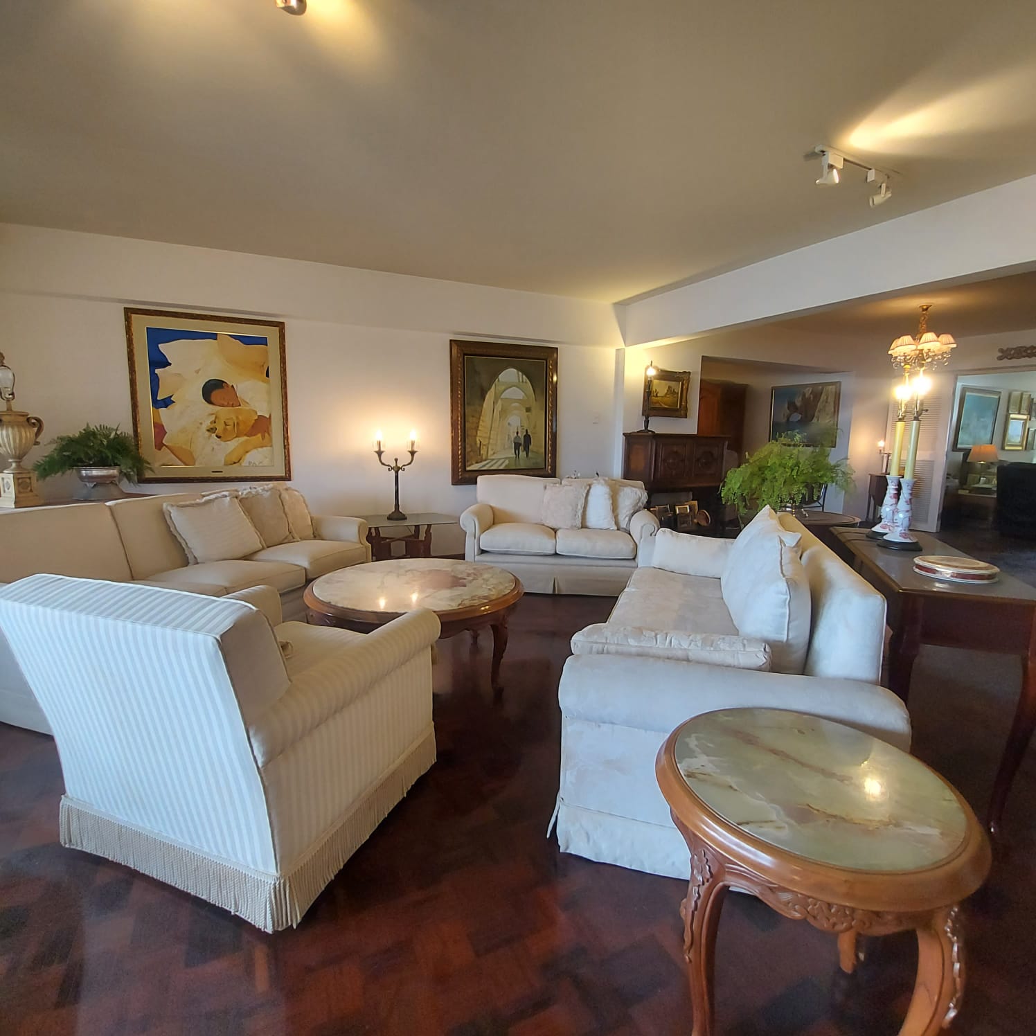 Se vende Apto 280m² 3h+/3b+/2p Chulavista - Otras fotos