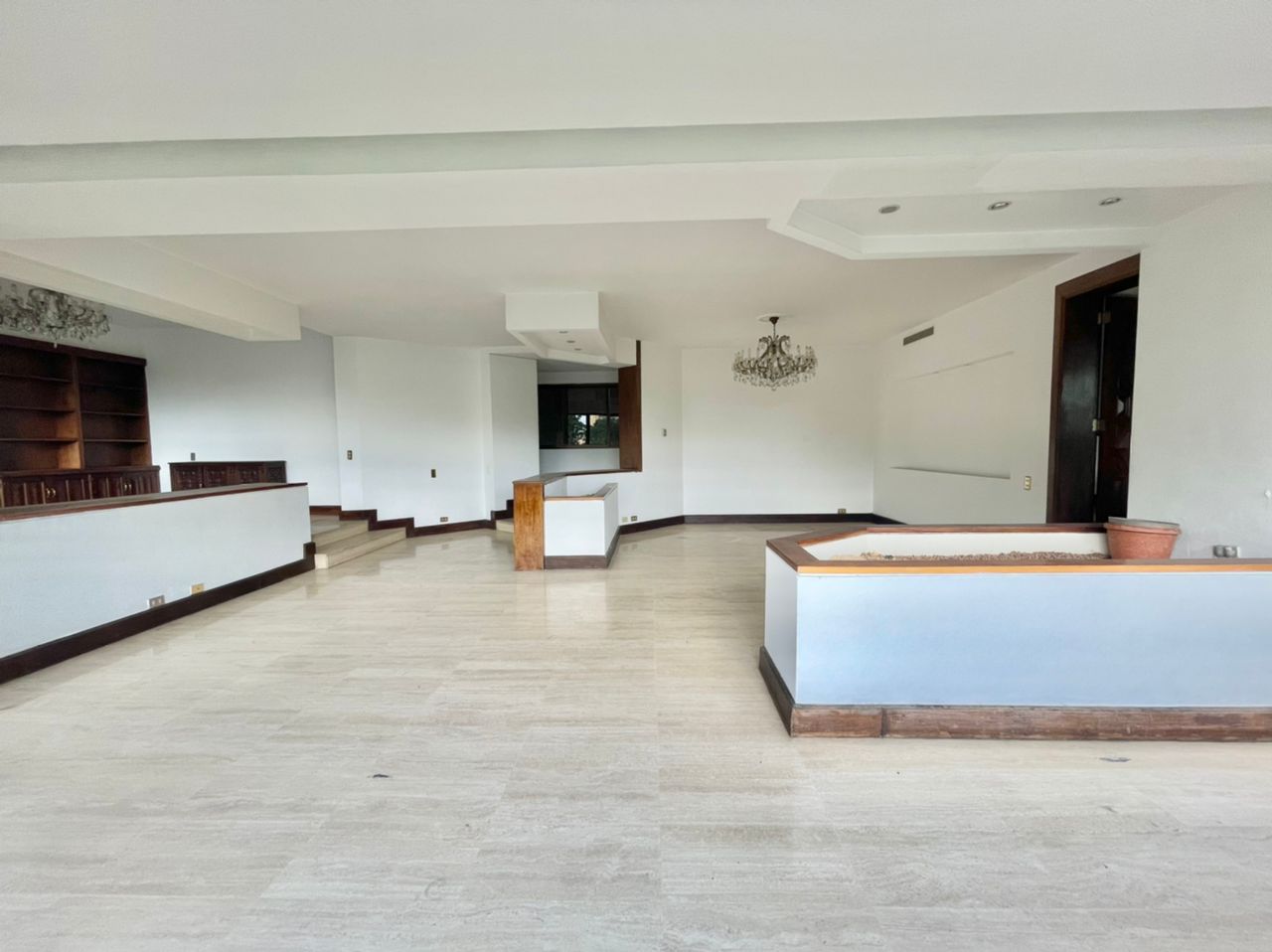 Se vende Apto 400m² 4h+2s/5b+/5p Country Club - Otras fotos