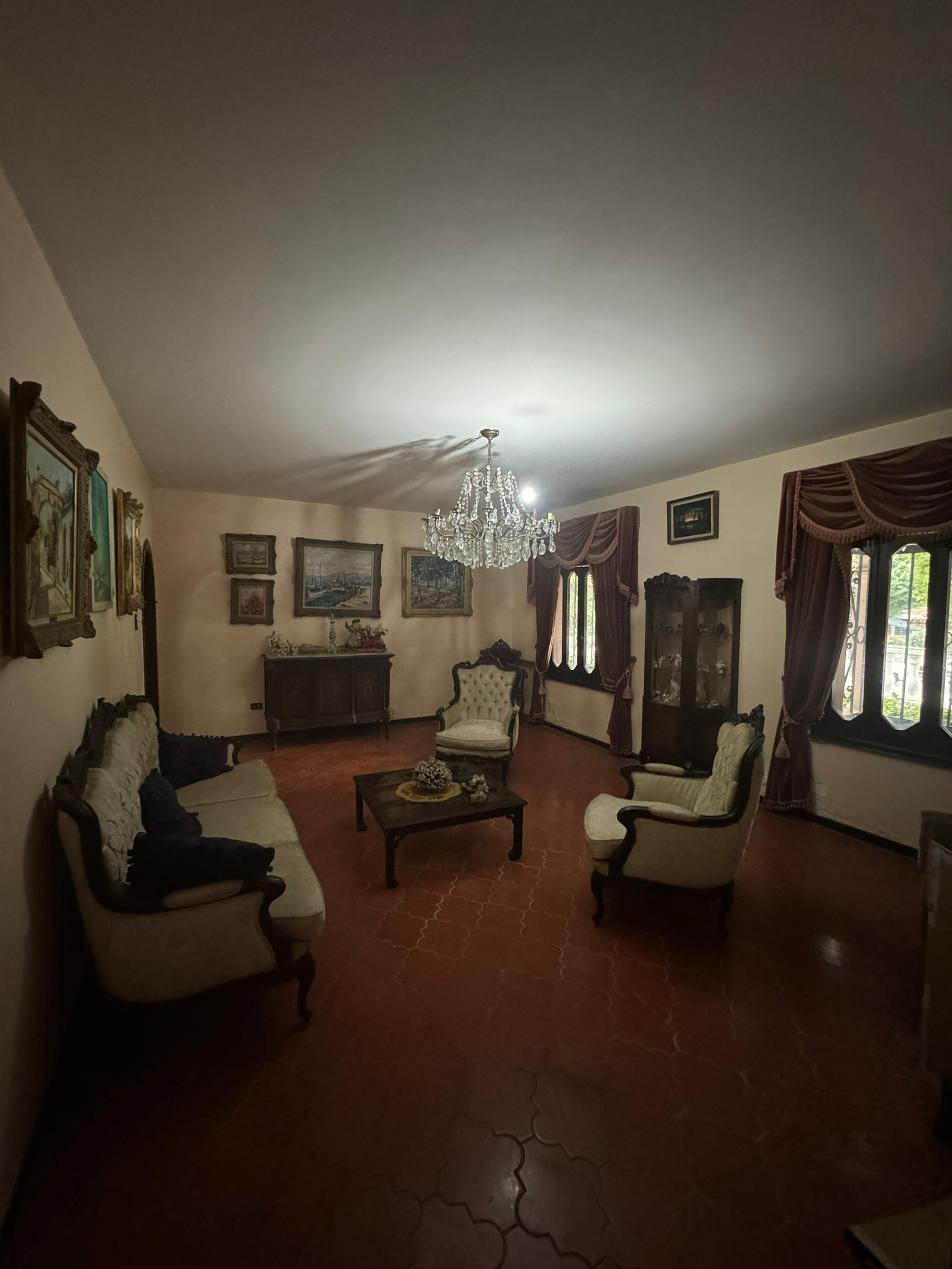 Se vende casa 1000m² 12h+2s/8b+s/6e San Luis - Otras fotos
