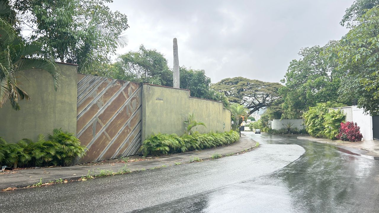 Se vende terreno 1685m² Country Club 1