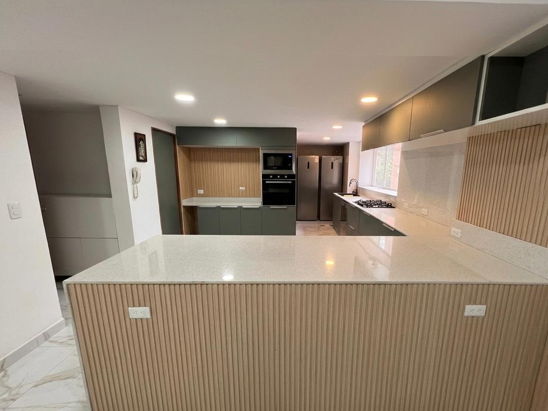 Se vende apto PB 530m² 4h+s/4.5b+s/3p Mirador de los Campitos - Otras fotos