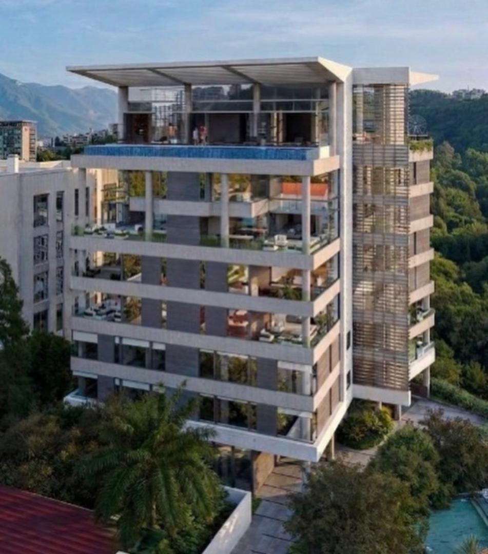 Se Vende Apto 369m² 3h+s/4b+s+v/4p Valle Arriba 2