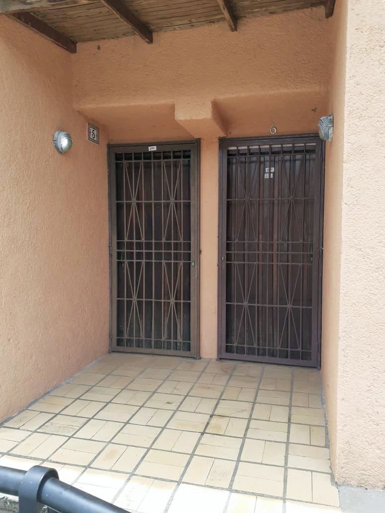 Se vende casa 196m² 2h/2b/1p Rio Chico - Otras fotos