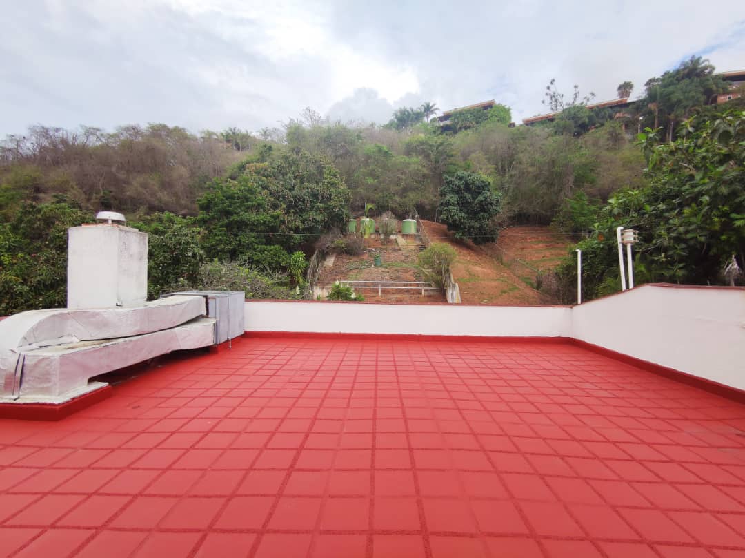 Se vende casa  731m² - 4h+s/6b+s/4p en El Cafetal - Otras fotos