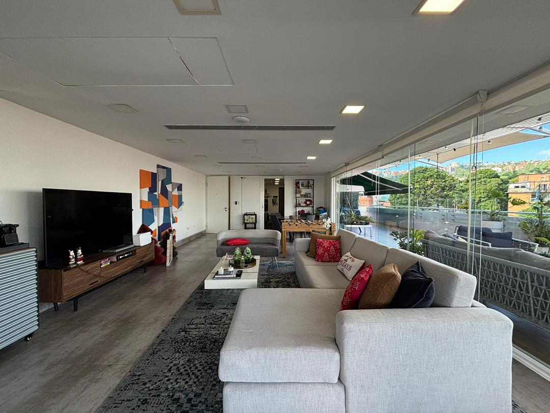Se vende Apto PH 573m² 4h+s/6b+s/6p Los Naranjos de Las Mercedes - Otras fotos