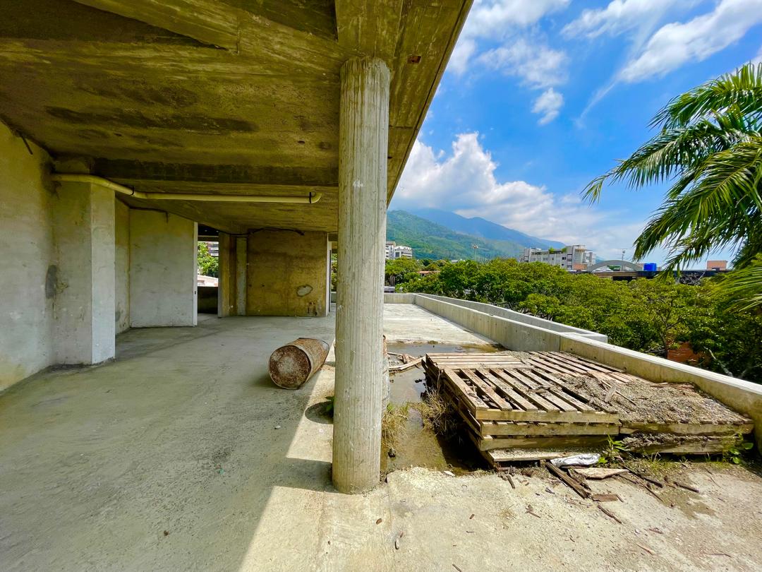 Se vende Apto PH 750m² 3h+s/3b+s/7p Altamira - Otras fotos