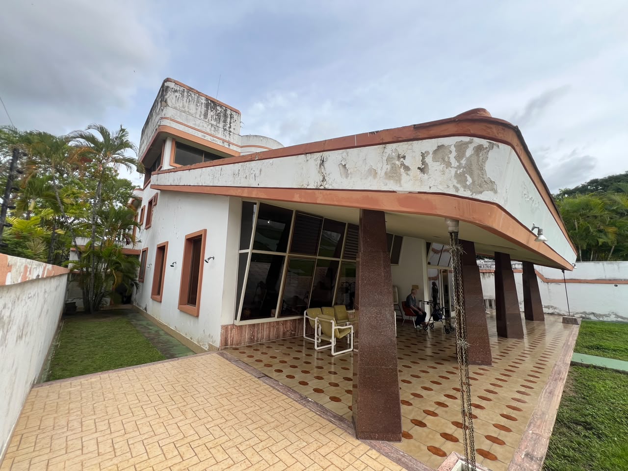 Se vende casa 708m² 5h+s/4b+s/4p Caurimare 3