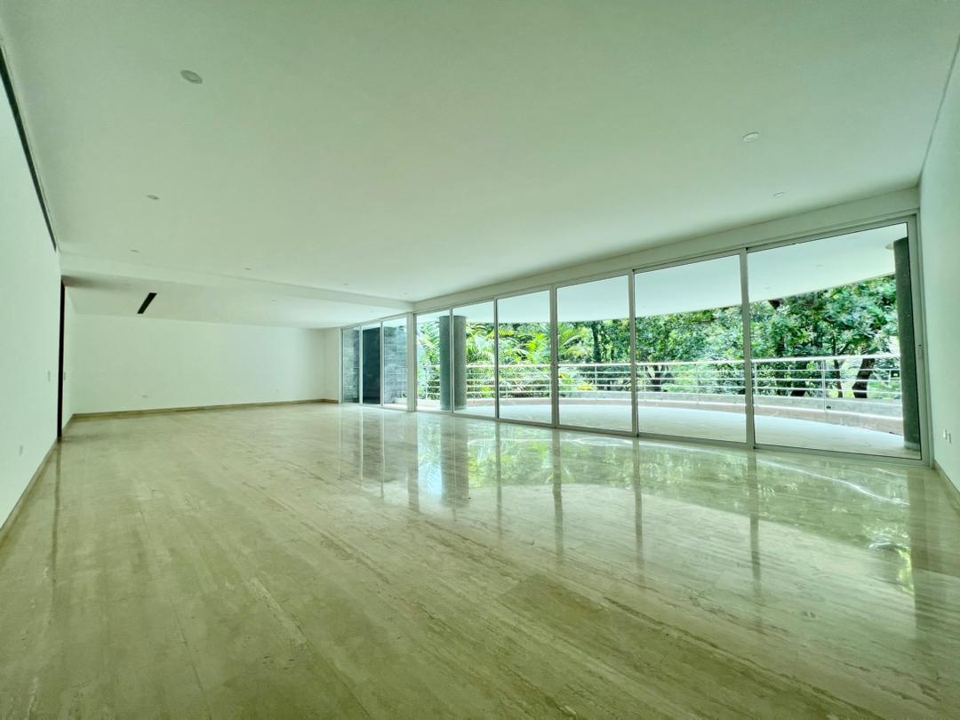 Se Vende  Apto 500m² 4h+1s/5b+1s/5p  Los Chorros - Otras fotos
