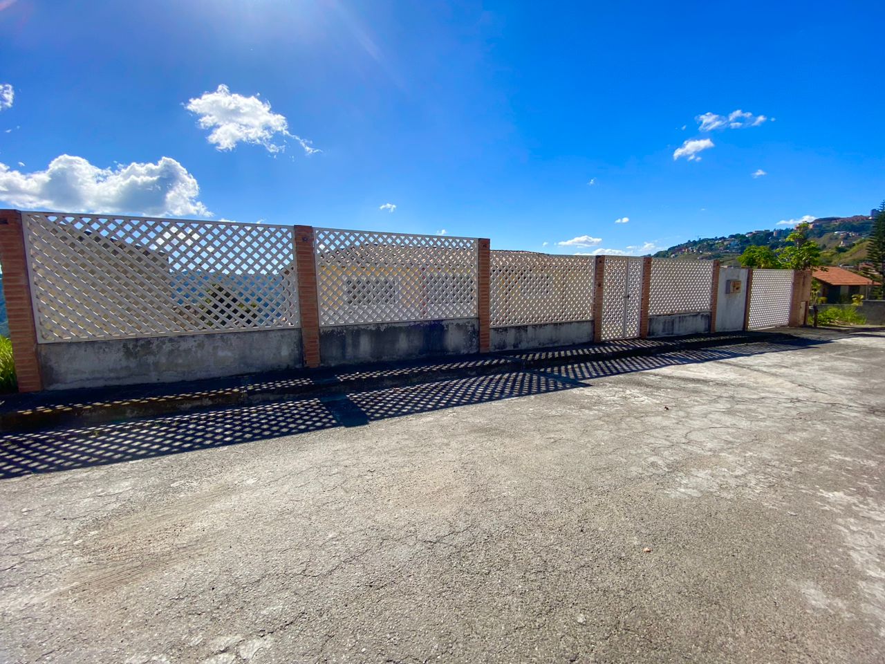 Se vende casa 767m² 4h/4b/3e Bosques De La Lagunita - Otras fotos