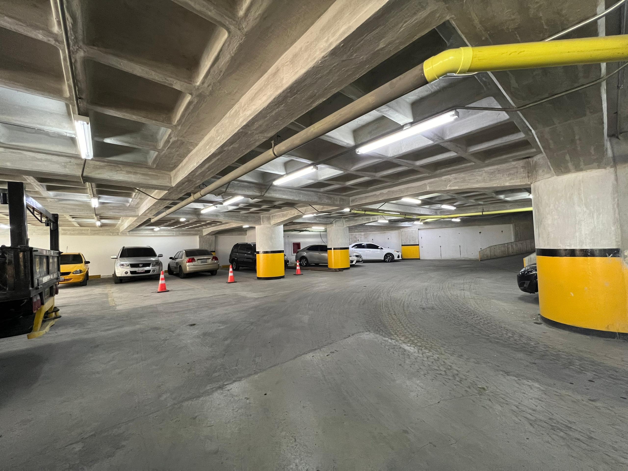 Se vende apto 109,80m² 1h/2b/2e  Las Mercedes - Otras fotos