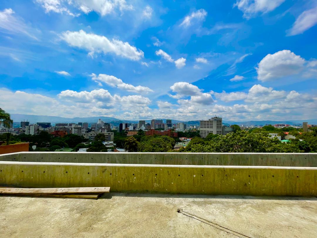 Se vende Apto PH 750m² 3h+s/3b+s/7p Altamira - Otras fotos