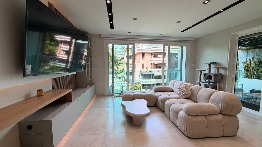 Se vende Apto 164m² 2h/2b/2p Las Mercedes - Otras fotos