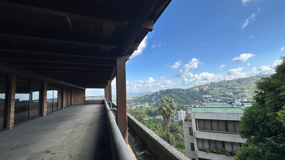 Se vende Apto PH 435m² 4h+1s/4b+1s/4p Alto Hatillo - Otras fotos