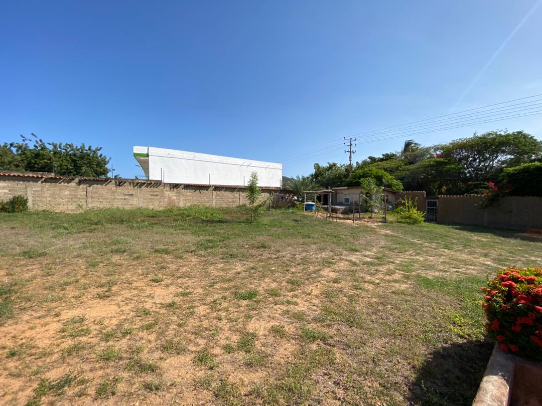 Se vende Terreno 1447m²  Pampatar - Otras fotos