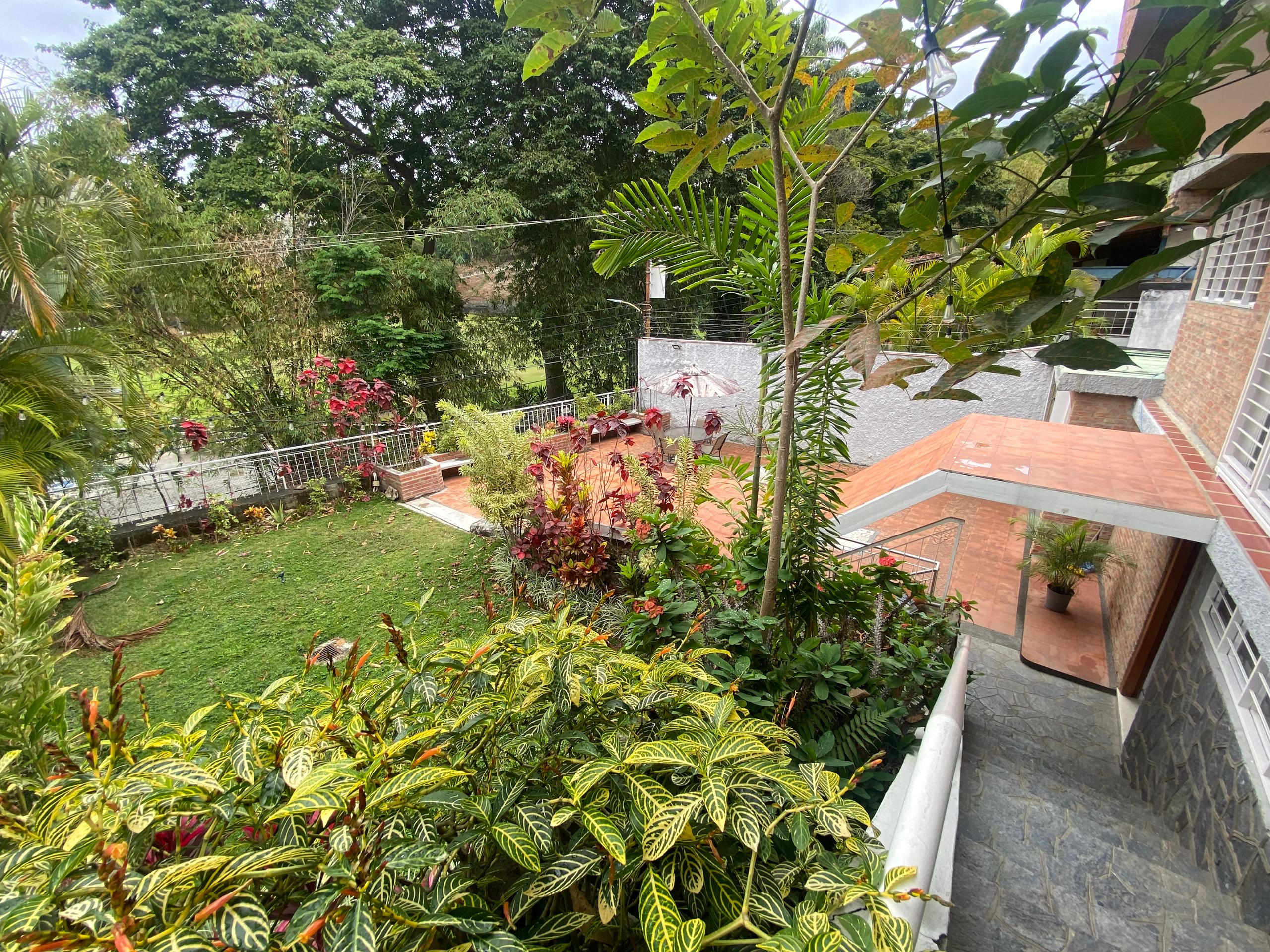Se vende casa 750m² 5h+2s/5b+2s/4p El Peñon - Otras fotos