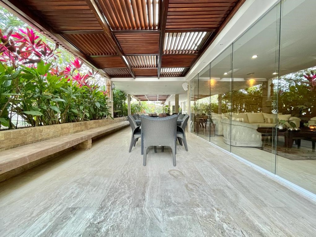 Se vende apto PB 600m² 4h/4b/4p - Las Mesetas - Otras fotos