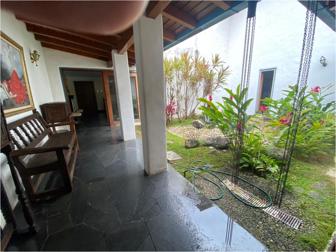 Se vende casa 4000m² 6h/6b/12p  Valle Arriba - Otras fotos
