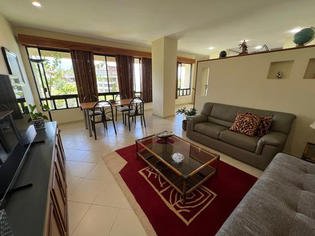 Se alquila Apto 360m² 4h/5b/3p Valle Arriba 2
