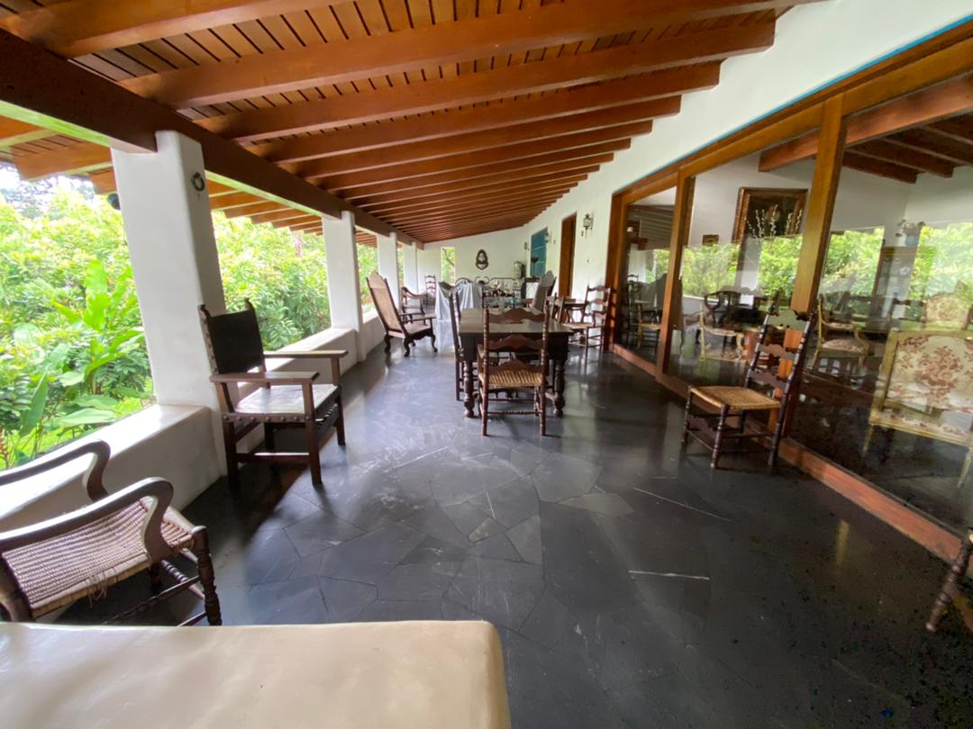 Se vende casa 4000m² 6h/6b/12p  Valle Arriba - Otras fotos