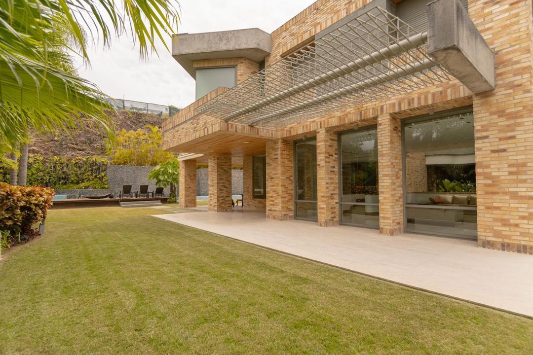 Se vende Casa 1436m² 4h/10b/6p Mirador de los Campitos - Otras fotos